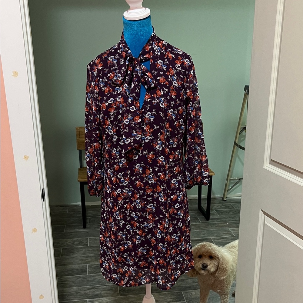 Floral Tie-Neck Dress